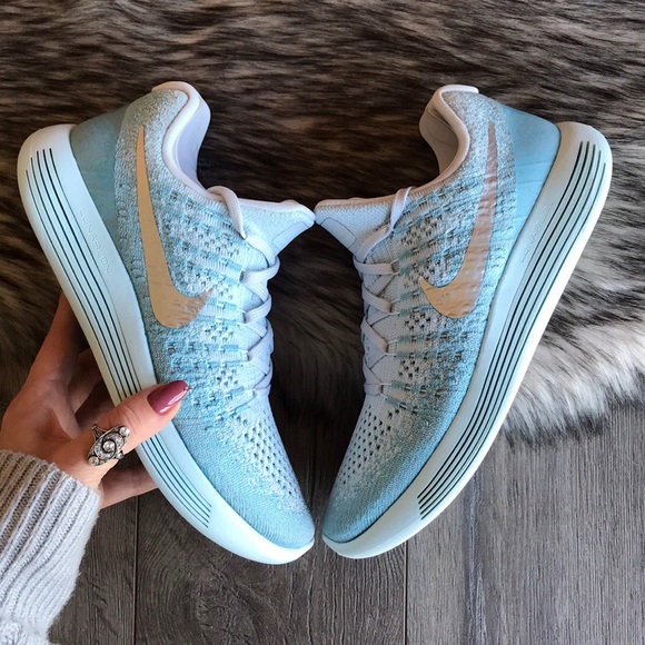 NWT🍭 Nike Lunarepic Flyknit 2 Silver Swoosh - Picture 4 of 8